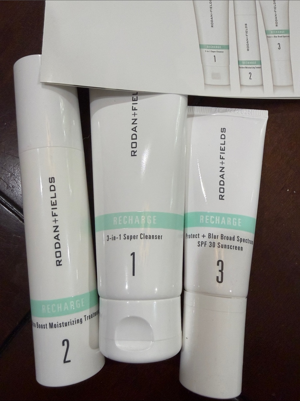 Rodan + Fields Recharge 3-Step Skincare Set — White with Mint